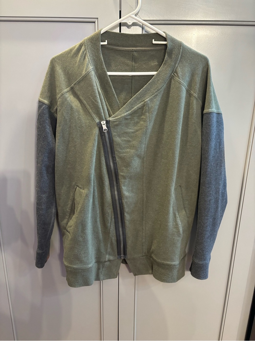 LULULEMON Mula Bundle Wrap Full Zip Jacket Sweater Green/Grey